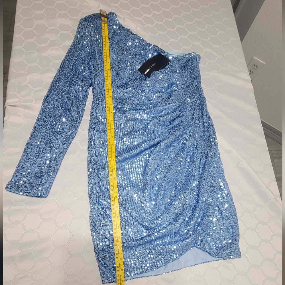 Fashion Nova Dress Large sequin one shoulder strechable in blue sky color. - Picture 8 of 16